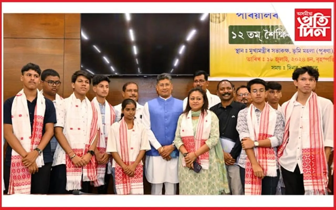 সন্তান অধিক সফল হ'লে পিতৃ-মাতৃয়েই আটাইতকৈ বেছি সুখী হয়: পীযুষ হাজৰীকা